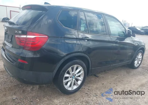 2013 BMW X3 xDrive28I z USA, uszkodzony, nr VIN 5UXWX9C51D0D06455